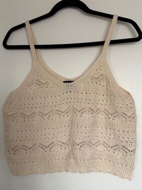 Knitted crop top! Size XL